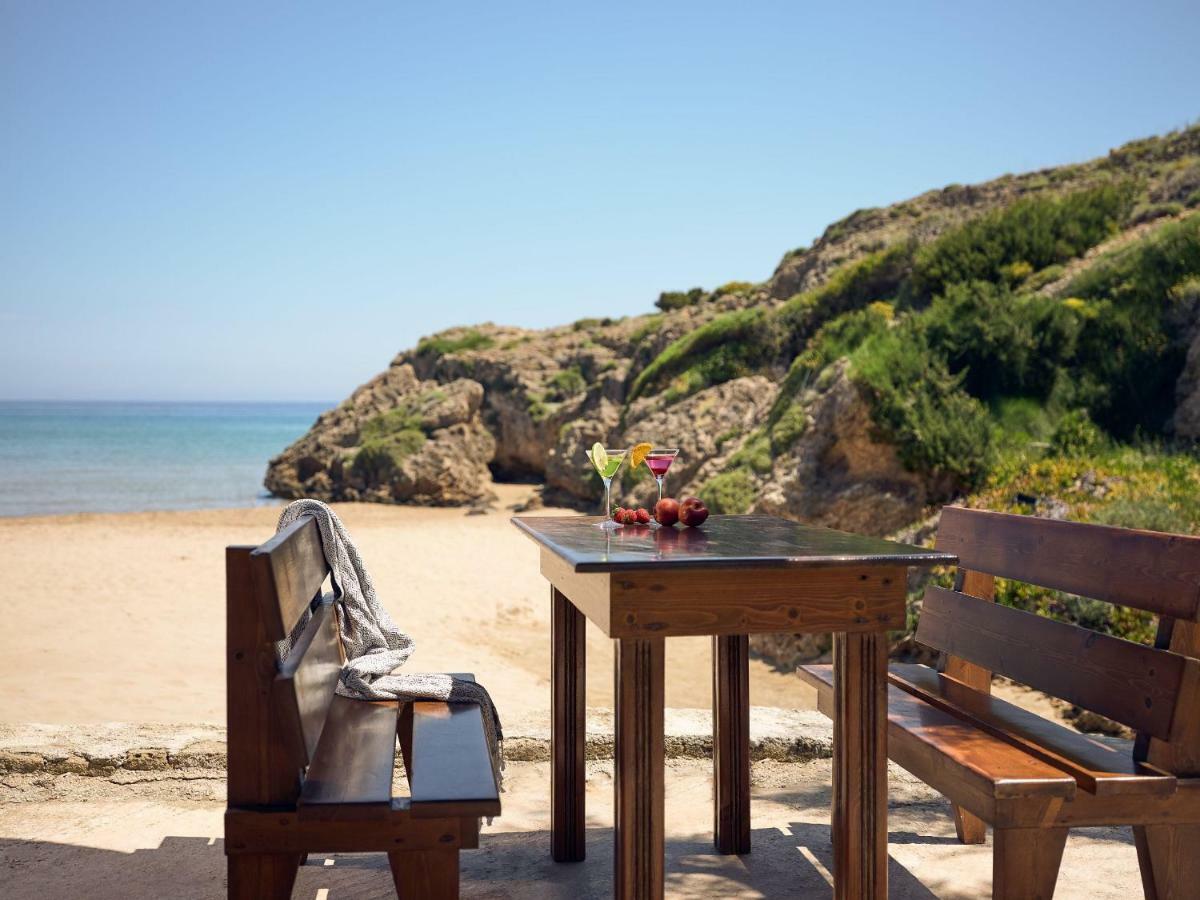 Vasilikí Plaka Beach Resort מראה חיצוני תמונה